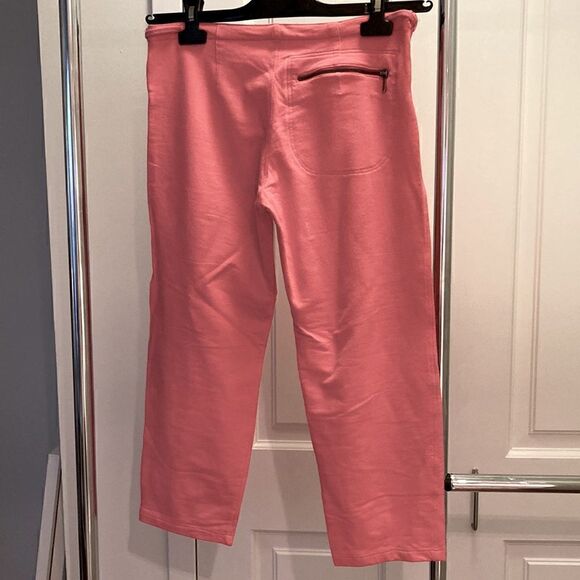The Wave Sports Cropped Pink Sweatpants with Working Drawstring Size small. - Picture 2 of 7